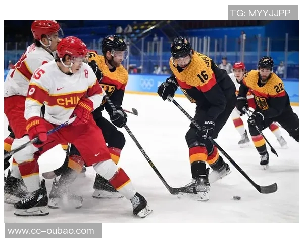 穆勒分享冰球比赛观赛照片感谢好友邀请丰富业余生活