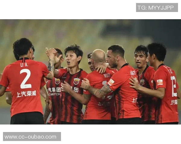 海港险遭重创相马勇纪头球击中立柱错失良机