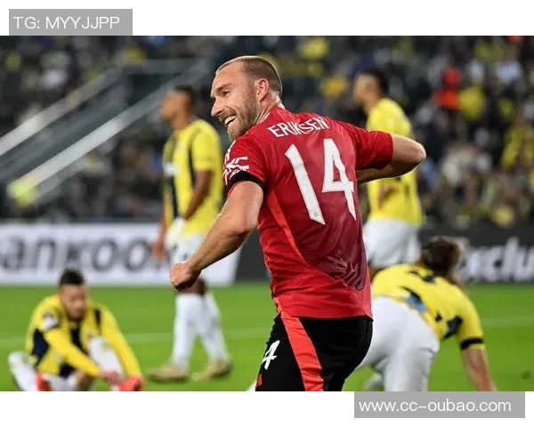 阿贾克斯遭遇三连败近九场仅获一胜状态堪忧